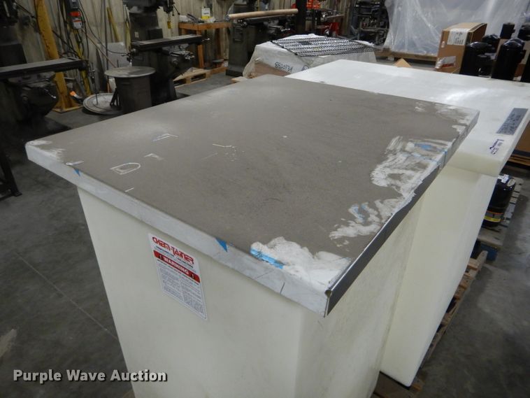 image for item FI9706 (2) poly tanks