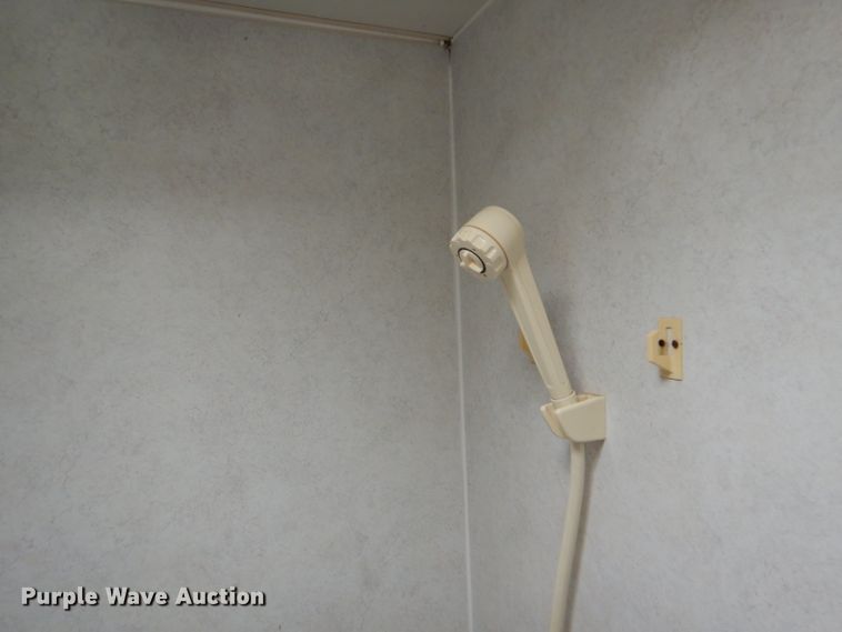 image for item FJ9803 1999 US Cargo PC826TA3 concession trailer