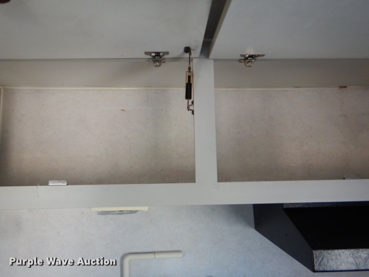 image for item FJ9803 1999 US Cargo PC826TA3 concession trailer