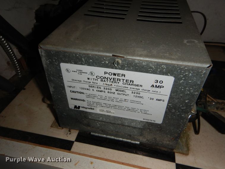 image for item FJ9803 1999 US Cargo PC826TA3 concession trailer