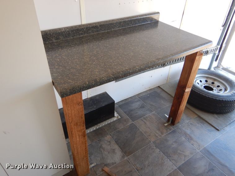 image for item FJ9803 1999 US Cargo PC826TA3 concession trailer