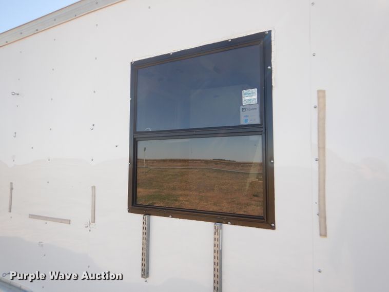 image for item FJ9803 1999 US Cargo PC826TA3 concession trailer