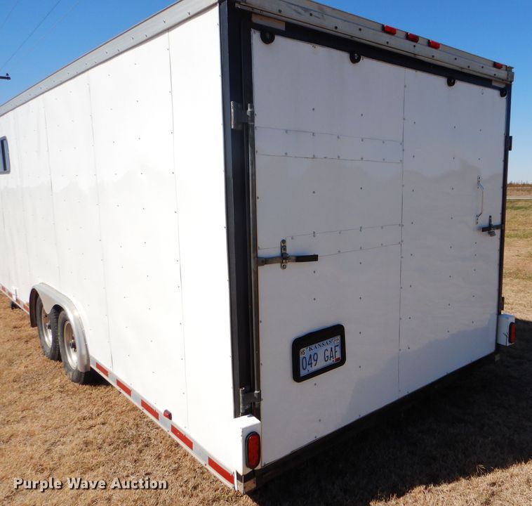 image for item FJ9803 1999 US Cargo PC826TA3 concession trailer