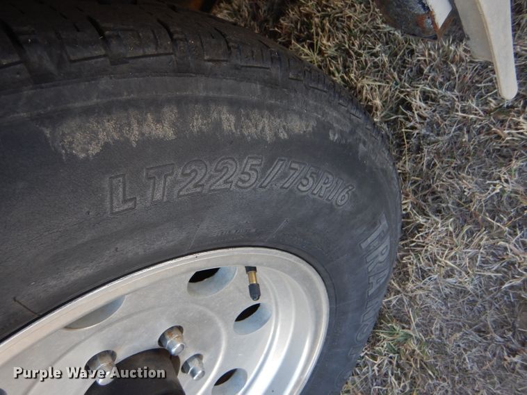 image for item FJ9803 1999 US Cargo PC826TA3 concession trailer