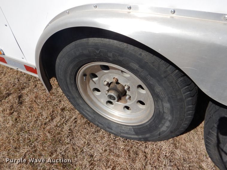 image for item FJ9803 1999 US Cargo PC826TA3 concession trailer