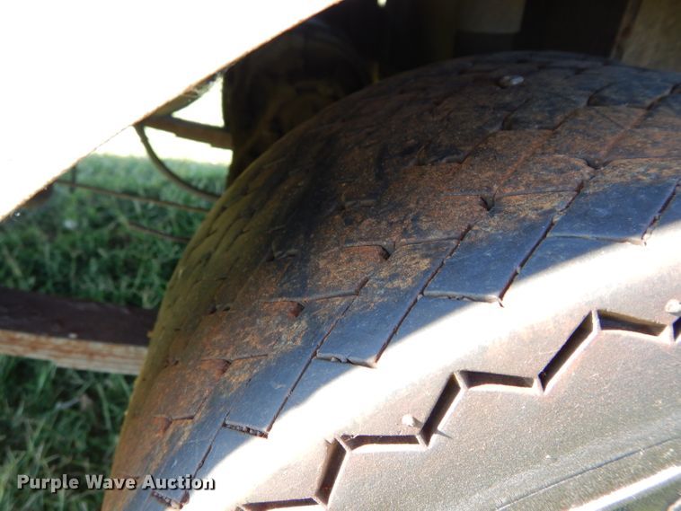 image for item FK9838 Medical utility vehicle