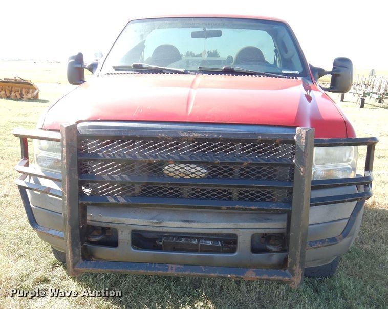 image for item FK9844 2005 Ford F250 Super Duty pickup truck cab and chassis