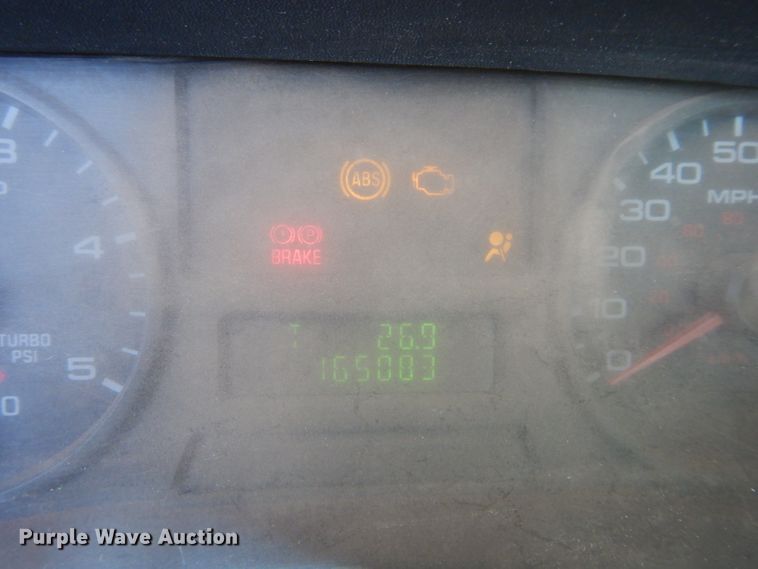 image for item FK9844 2005 Ford F250 Super Duty pickup truck cab and chassis