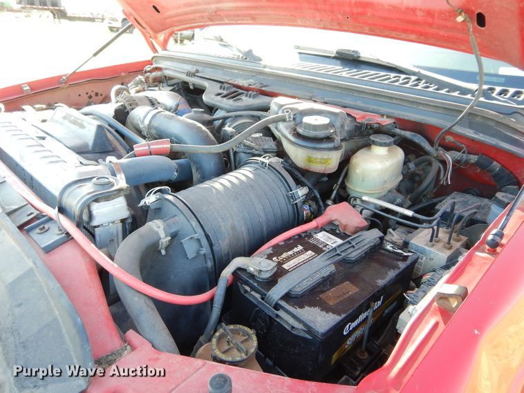 image for item FK9844 2005 Ford F250 Super Duty pickup truck cab and chassis