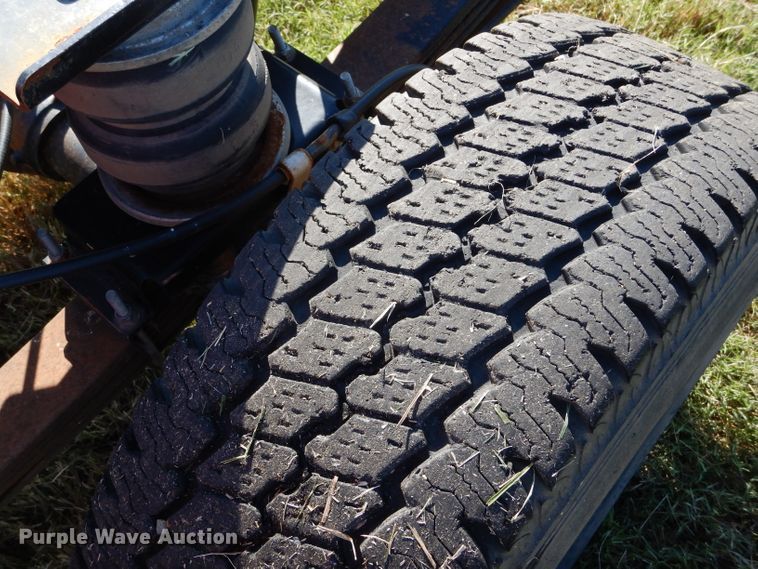 image for item FK9844 2005 Ford F250 Super Duty pickup truck cab and chassis