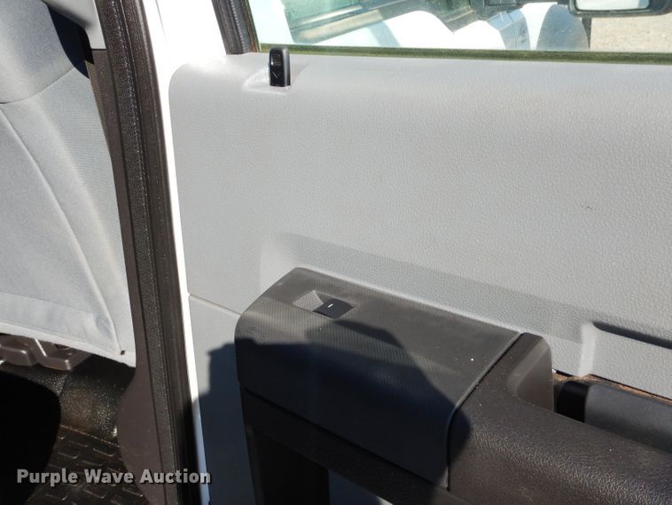 image for item FK9881 2015 Ford F550 Crew Cab flatbed truck