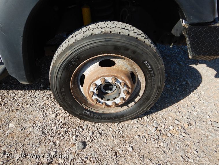 image for item FK9881 2015 Ford F550 Crew Cab flatbed truck