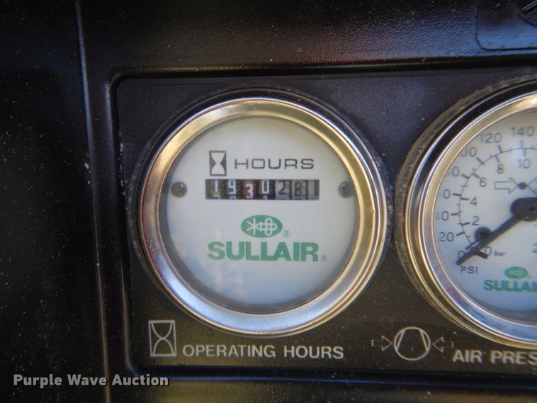 image for item FK9884 2011 Sullair 49HP185 air compressor