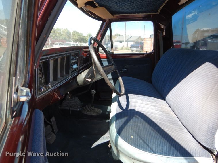 image for item FK9885 1977 Ford F150 pickup truck