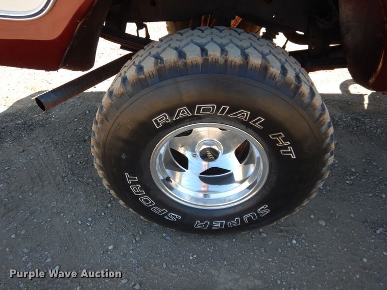 image for item FK9885 1977 Ford F150 pickup truck