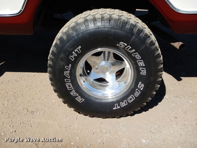 image for item FK9885 1977 Ford F150 pickup truck