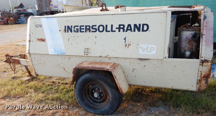 image for item FK9886 Ingersoll Rand VLP250 air compressor