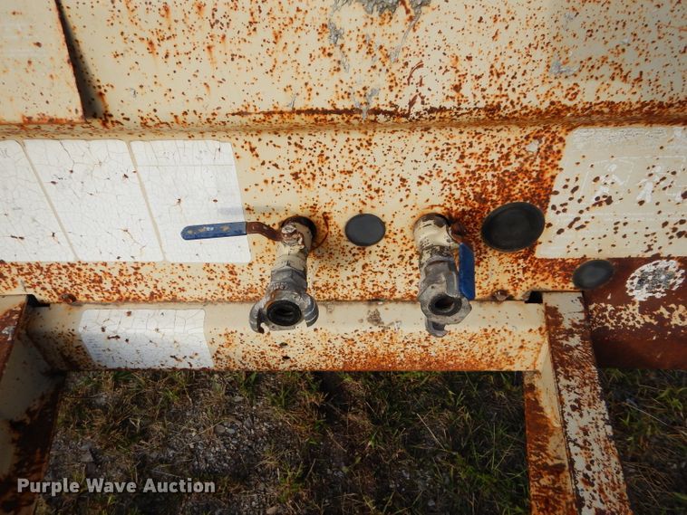 image for item FK9886 Ingersoll Rand VLP250 air compressor