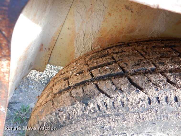 image for item FK9886 Ingersoll Rand VLP250 air compressor