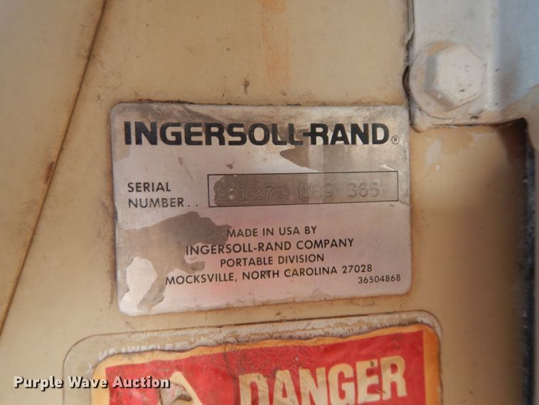 image for item FK9886 Ingersoll Rand VLP250 air compressor