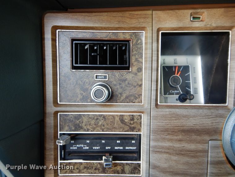 image for item FK9887 1973 Lincoln Continental