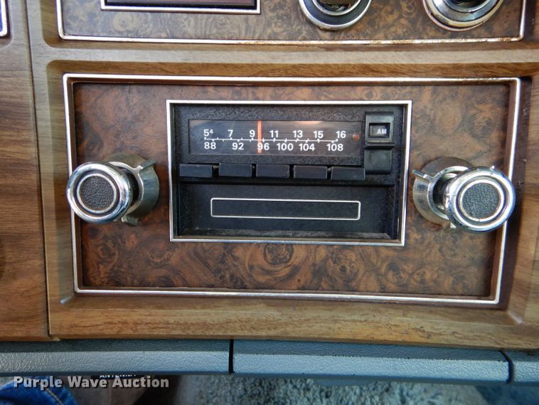 image for item FK9887 1973 Lincoln Continental