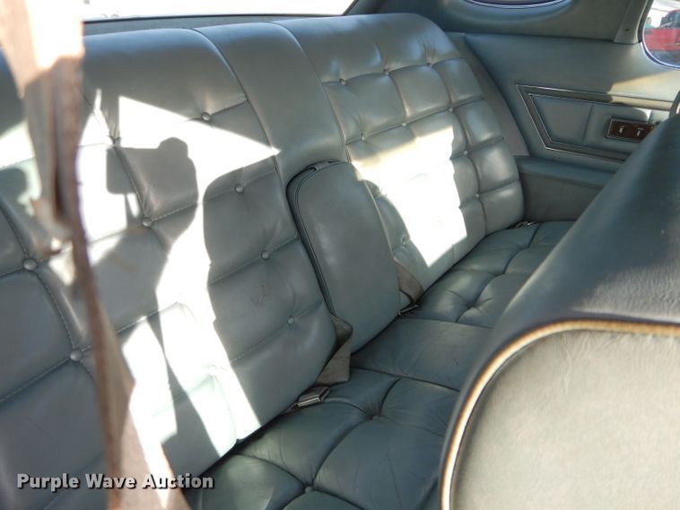 image for item FK9887 1973 Lincoln Continental