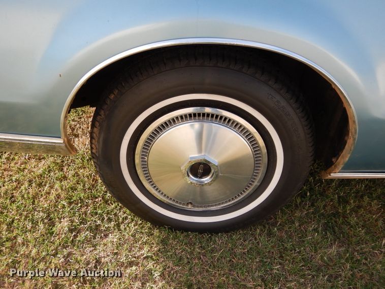 image for item FK9887 1973 Lincoln Continental