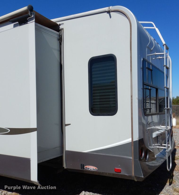 image for item FK9892 2010 Open Range Residential camper