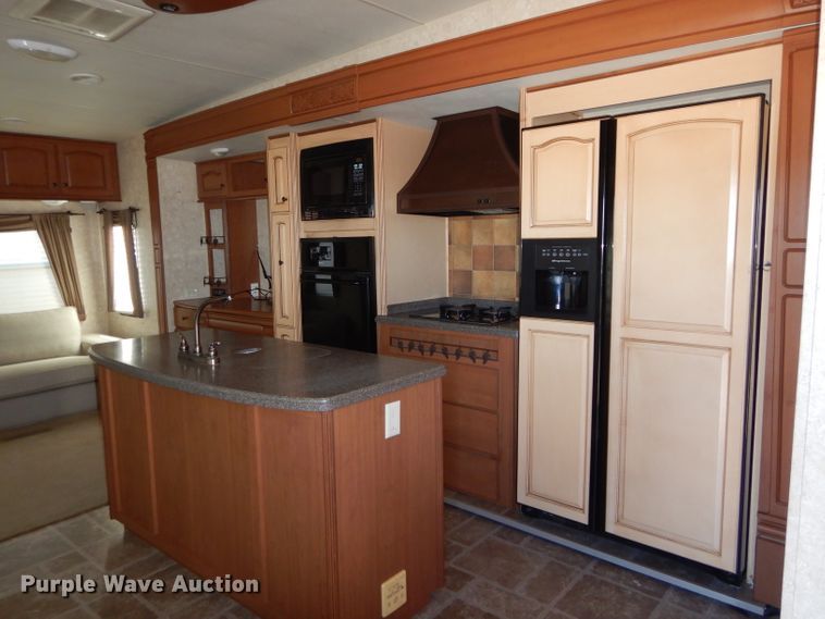 image for item FK9892 2010 Open Range Residential camper