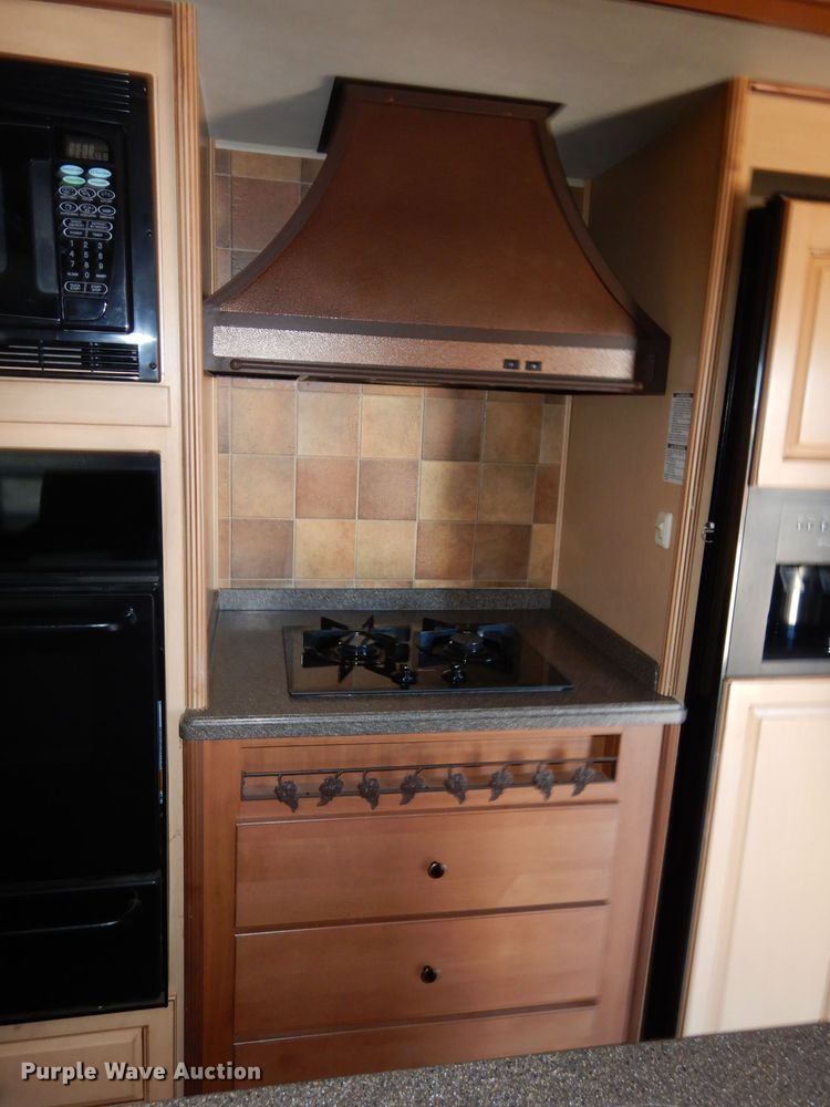 image for item FK9892 2010 Open Range Residential camper