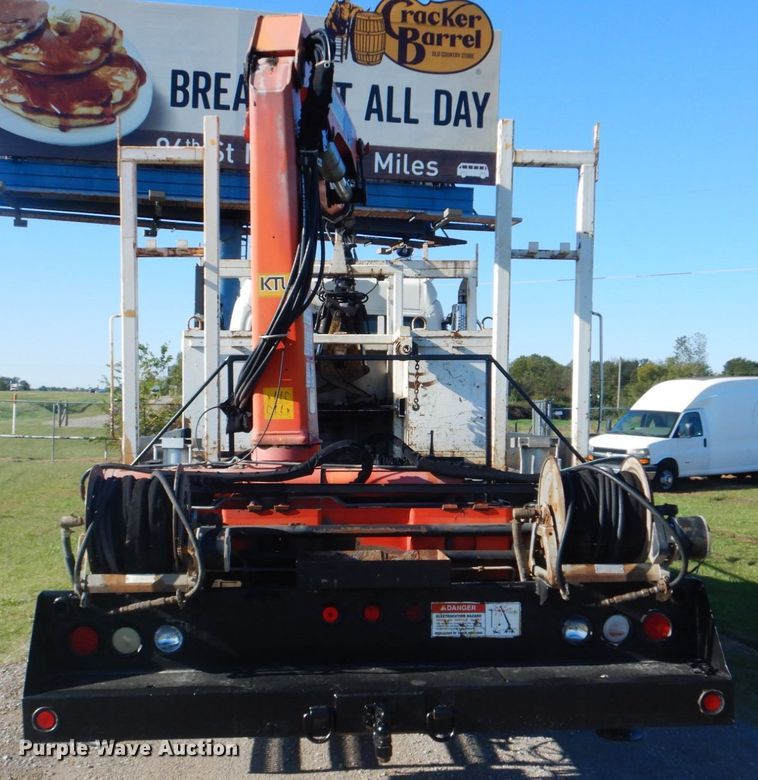 image for item FT9466 2006 Freightliner Business Class M2 crane truck