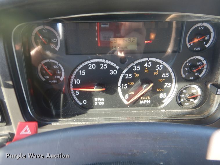 image for item FT9466 2006 Freightliner Business Class M2 crane truck