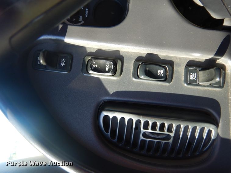 image for item FT9466 2006 Freightliner Business Class M2 crane truck