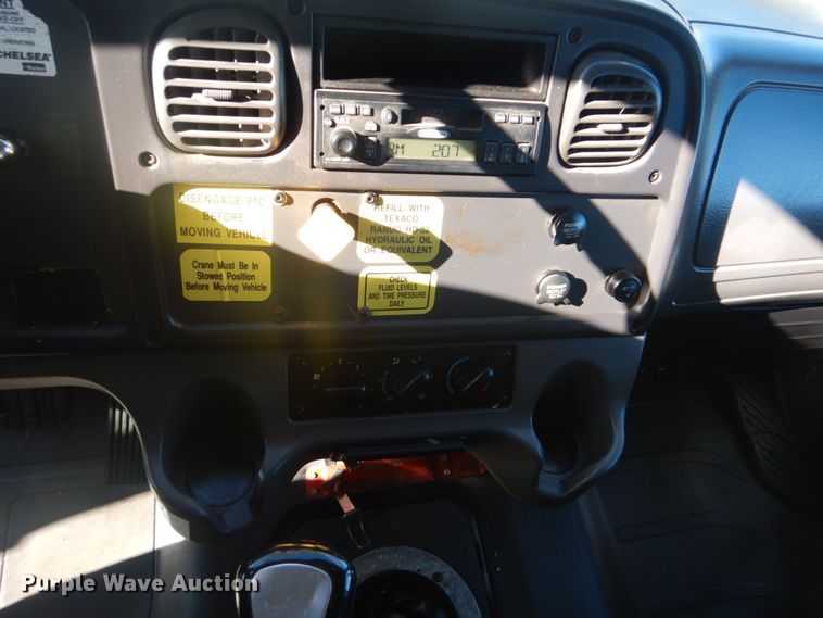 image for item FT9466 2006 Freightliner Business Class M2 crane truck