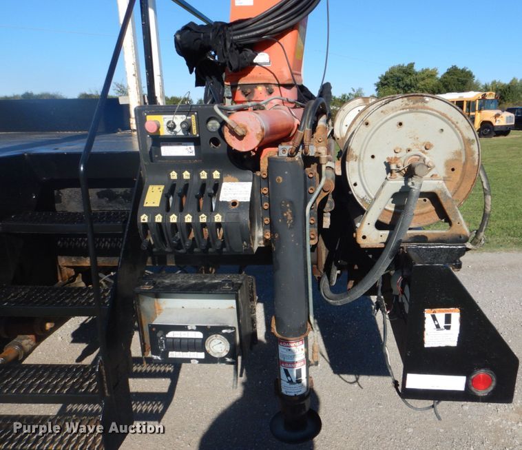 image for item FT9466 2006 Freightliner Business Class M2 crane truck