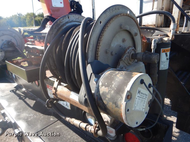 image for item FT9466 2006 Freightliner Business Class M2 crane truck