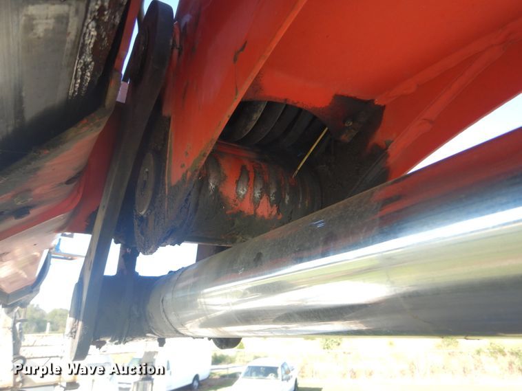 image for item FT9466 2006 Freightliner Business Class M2 crane truck