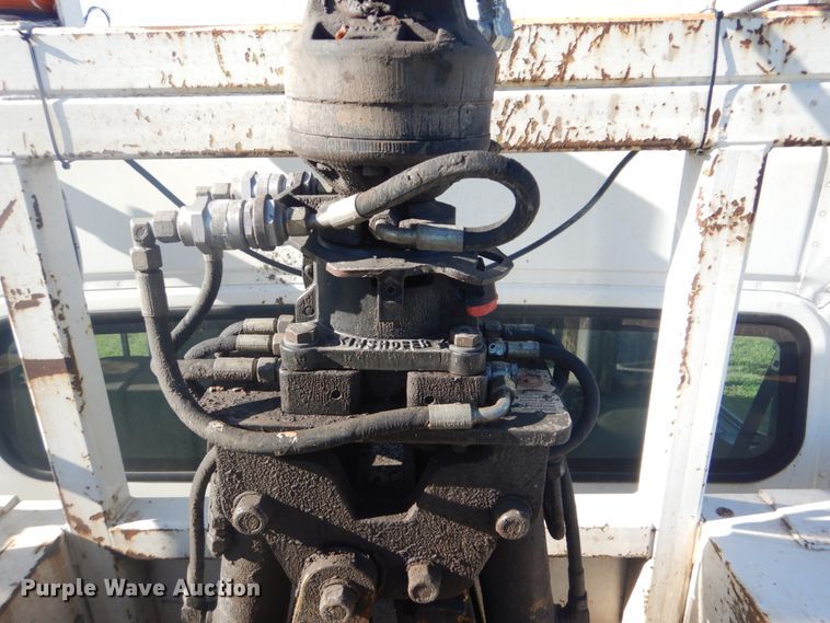 image for item FT9466 2006 Freightliner Business Class M2 crane truck