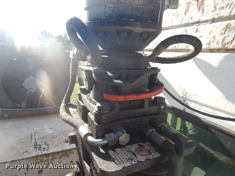 image for item FT9466 2006 Freightliner Business Class M2 crane truck