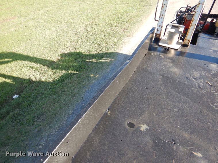 image for item FT9466 2006 Freightliner Business Class M2 crane truck