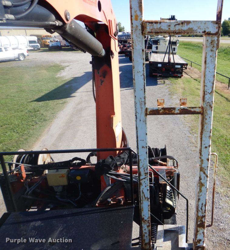 image for item FT9466 2006 Freightliner Business Class M2 crane truck