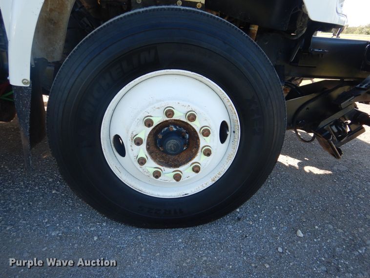 image for item FT9466 2006 Freightliner Business Class M2 crane truck