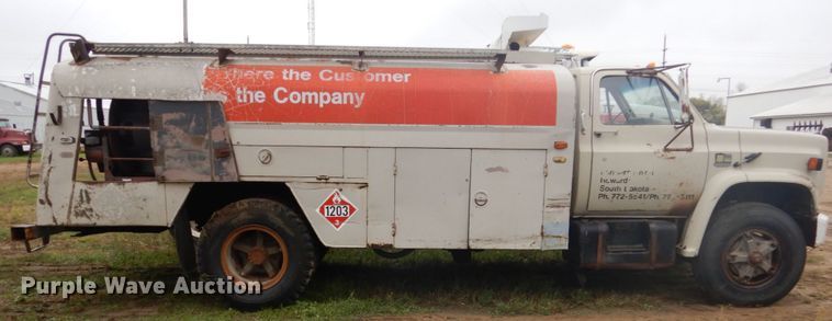 image for item FU9631 1980 Chevrolet V70 fuel truck