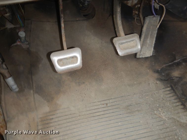 image for item FU9631 1980 Chevrolet V70 fuel truck