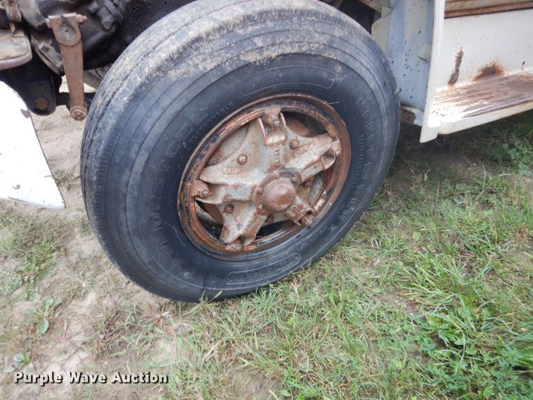 image for item FU9631 1980 Chevrolet V70 fuel truck