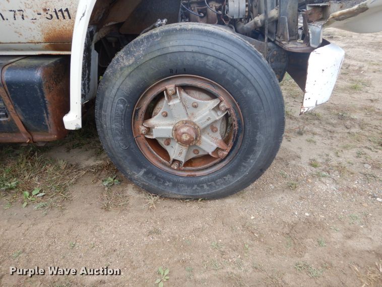 image for item FU9631 1980 Chevrolet V70 fuel truck