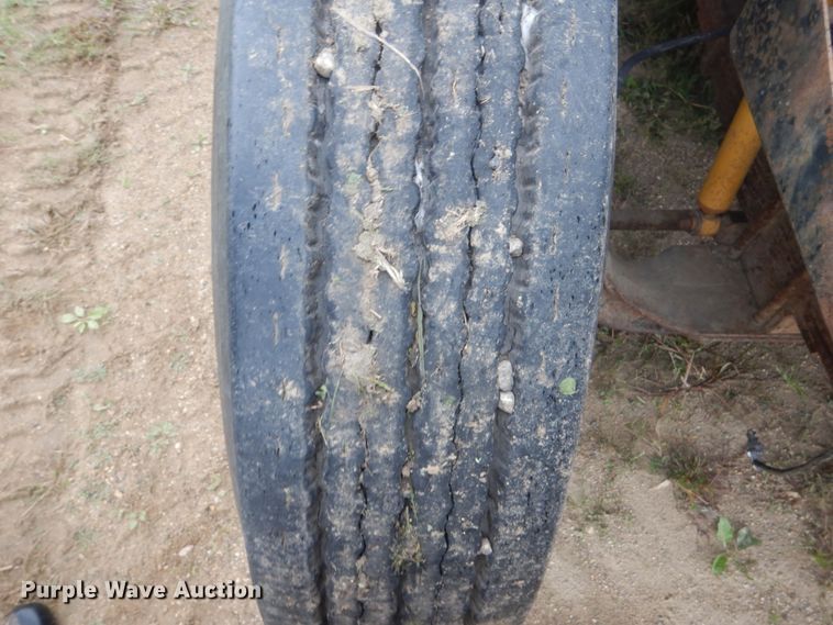 image for item FU9631 1980 Chevrolet V70 fuel truck