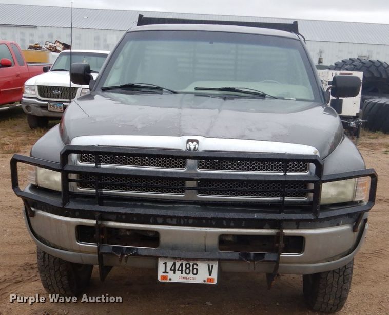 image for item FU9633 1994 Dodge Ram 2500 flatbed pickup truck