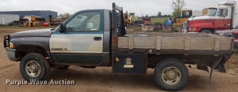 image for item FU9633 1994 Dodge Ram 2500 flatbed pickup truck